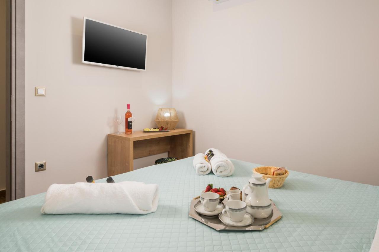 Aequor Luxury Rooms & Apartments Kato Daratso Exterior foto